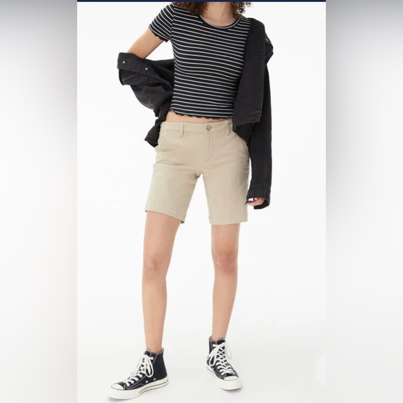 Aeropostale , size 0 khaki shorts new - Picture 2 of 6